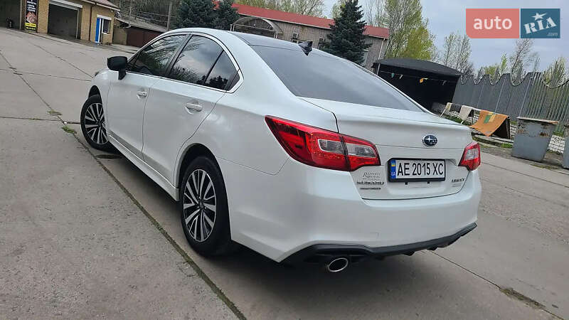 Седан Subaru Legacy 2018 в Дніпрі