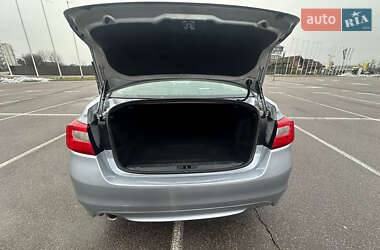 Седан Subaru Legacy 2014 в 
