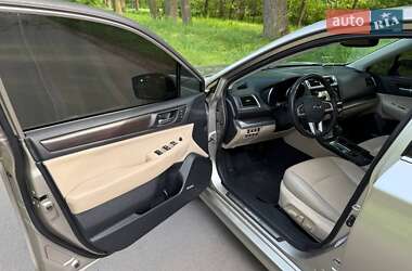 Седан Subaru Legacy 2014 в 