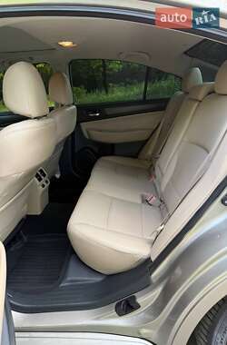 Седан Subaru Legacy 2014 в 