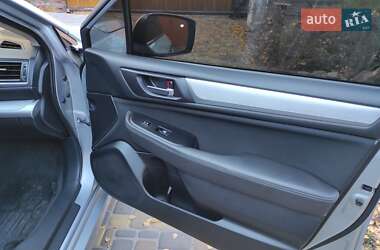 Седан Subaru Legacy 2016 в 