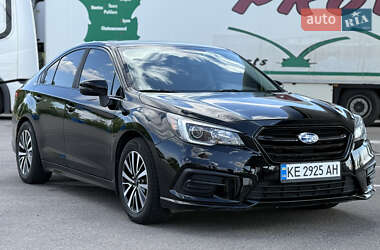 Седан Subaru Legacy 2018 в 