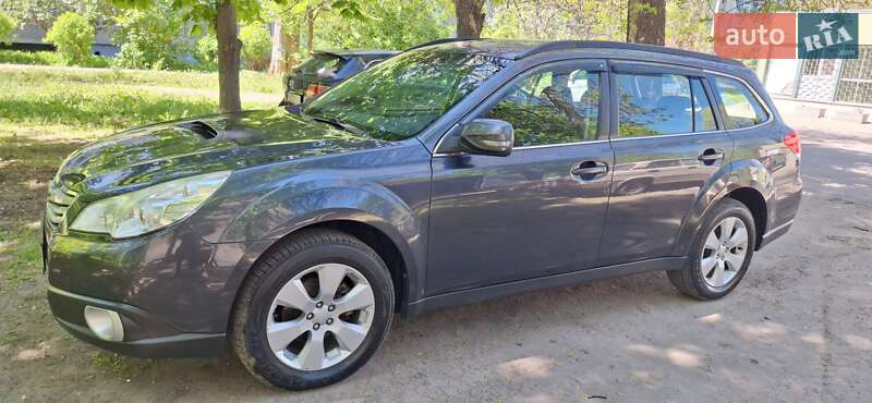 Універсал Subaru Legacy 2009 в Харкові