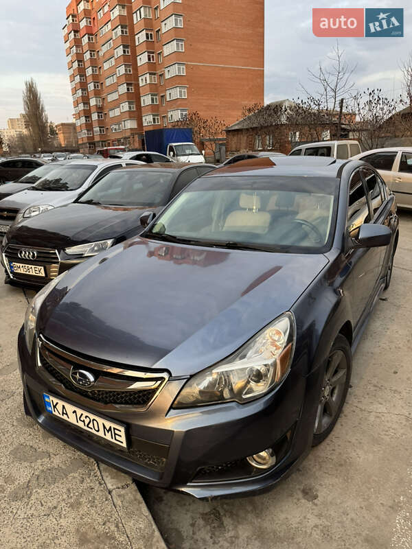 Седан Subaru Legacy 2014 в Сумах