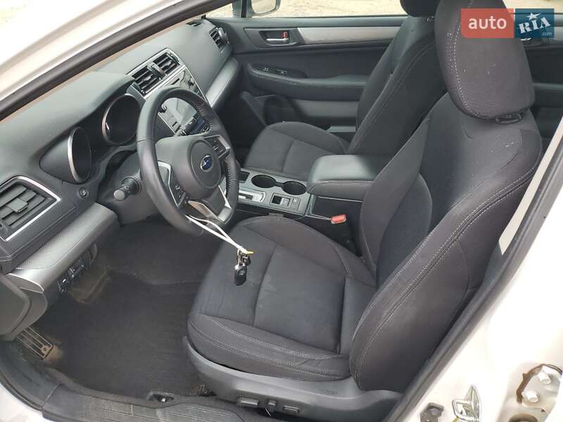 Седан Subaru Legacy 2018 в Львове