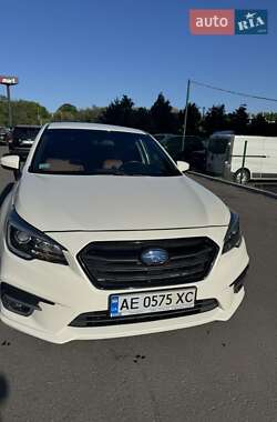 Седан Subaru Legacy 2017 в Днепре