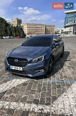 Седан Subaru Legacy 2015 в 