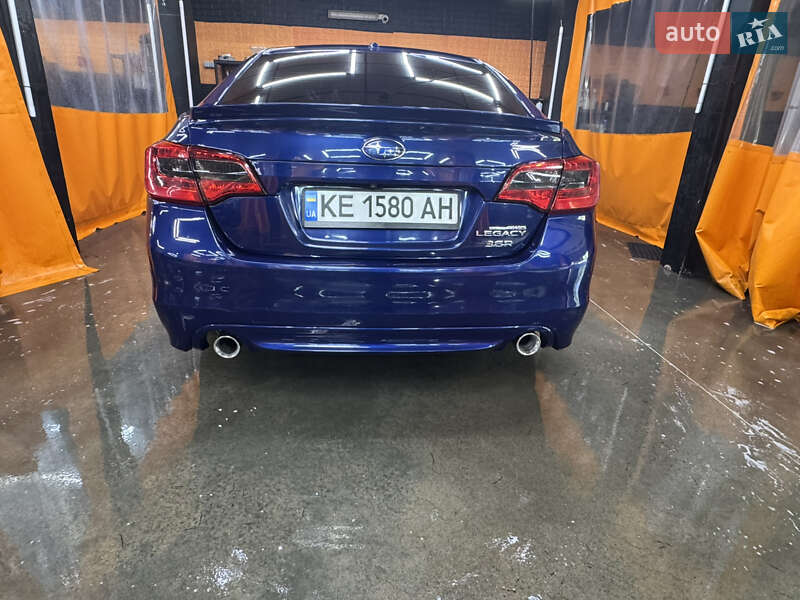 Седан Subaru Legacy 2015 в Дніпрі