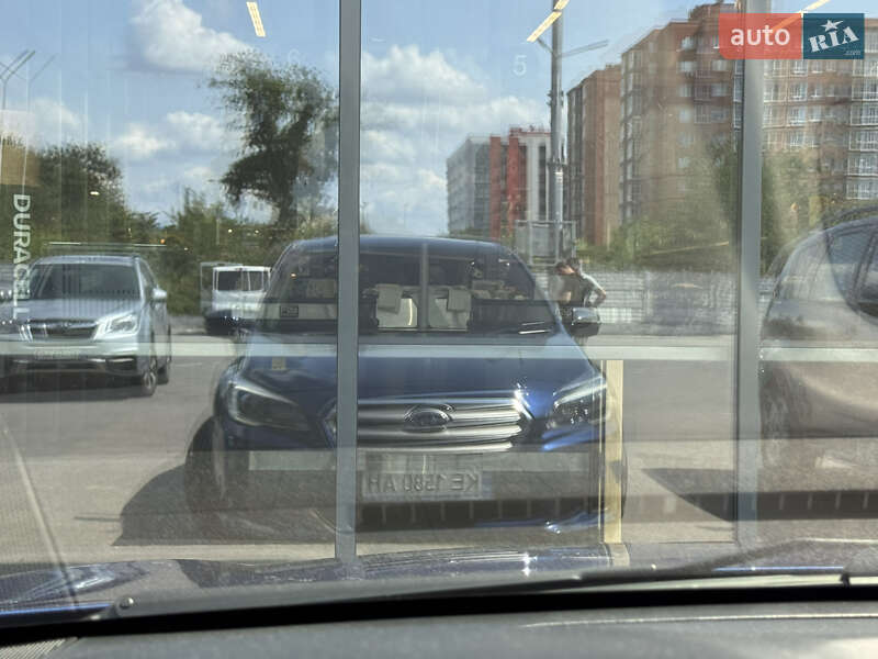 Седан Subaru Legacy 2015 в Дніпрі