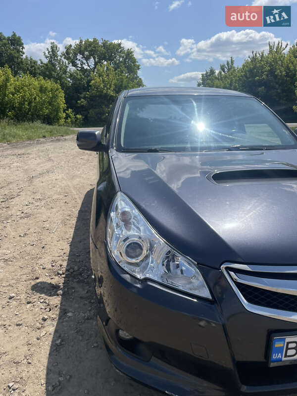 Универсал Subaru Legacy 2011 в Ровно