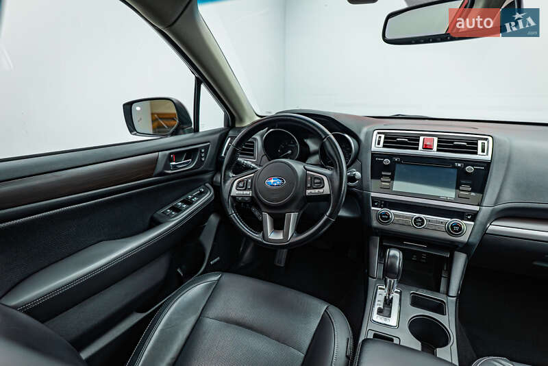 Седан Subaru Legacy 2015 в Києві