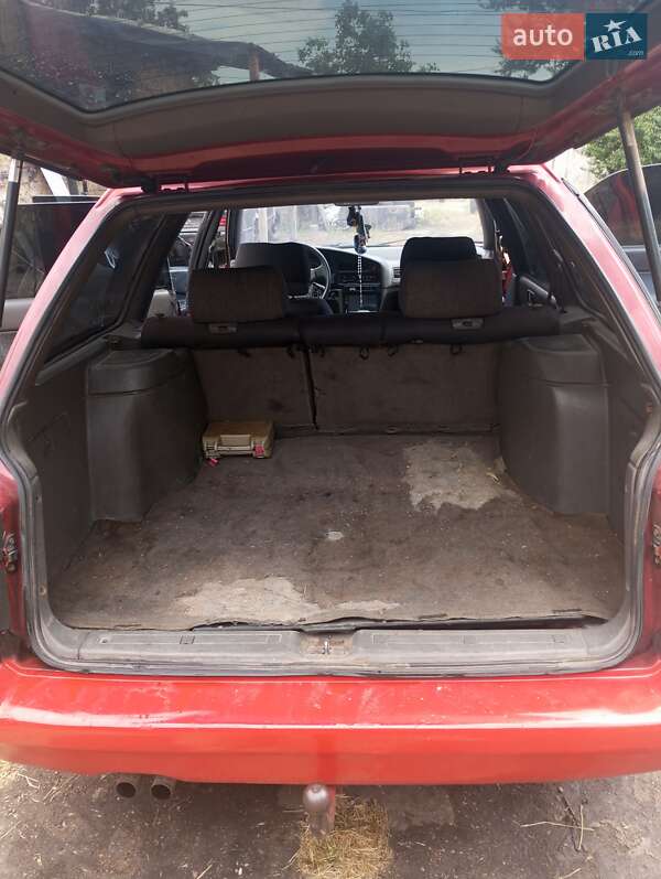 Універсал Subaru Legacy 1990 в Одесі