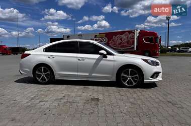 Седан Subaru Legacy 2018 в Киеве