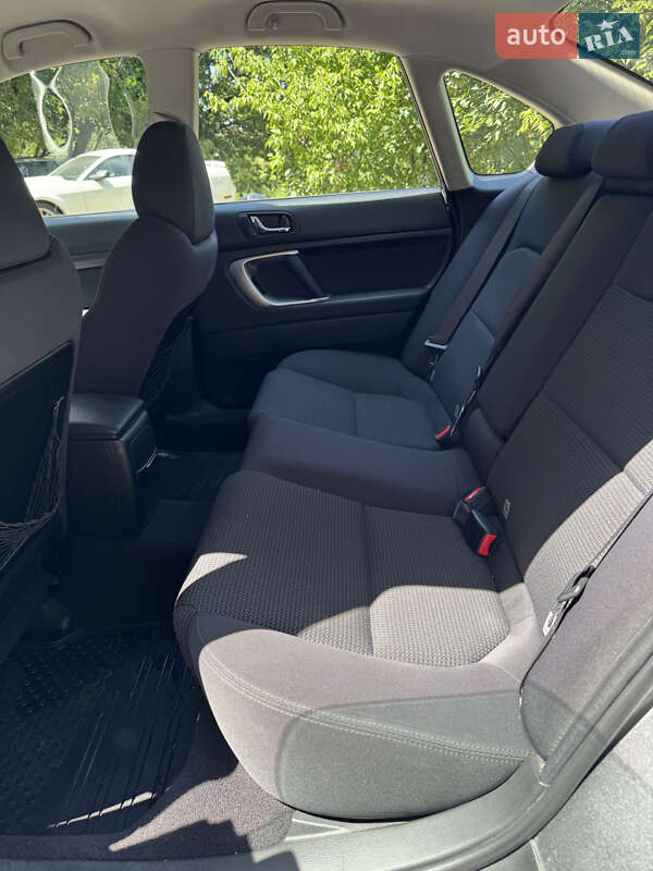 Седан Subaru Legacy 2007 в Києві