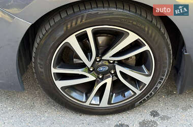 Седан Subaru Legacy 2016 в 