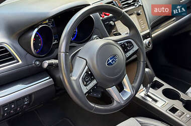 Седан Subaru Legacy 2016 в 