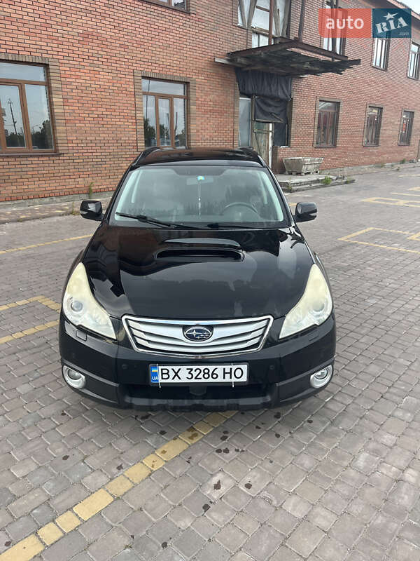 Универсал Subaru Legacy 2010 в Теофиполе