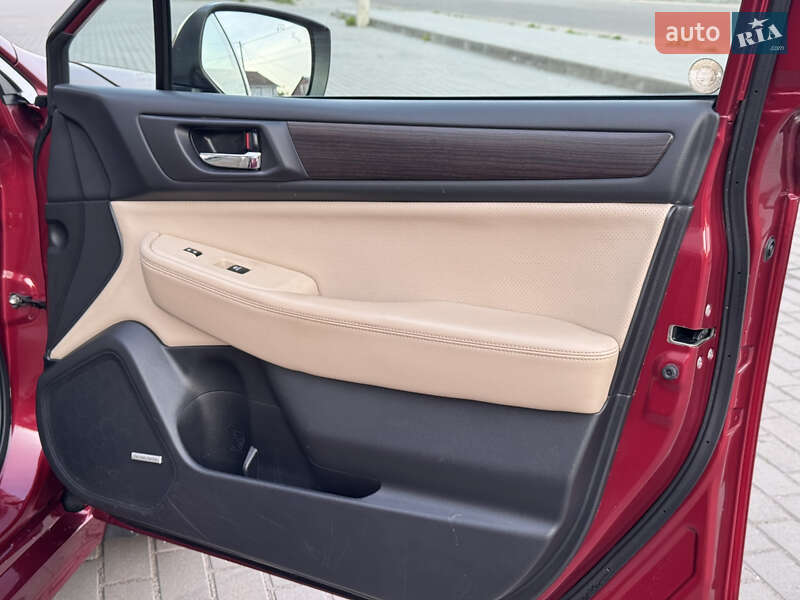 Седан Subaru Legacy 2014 в Житомире