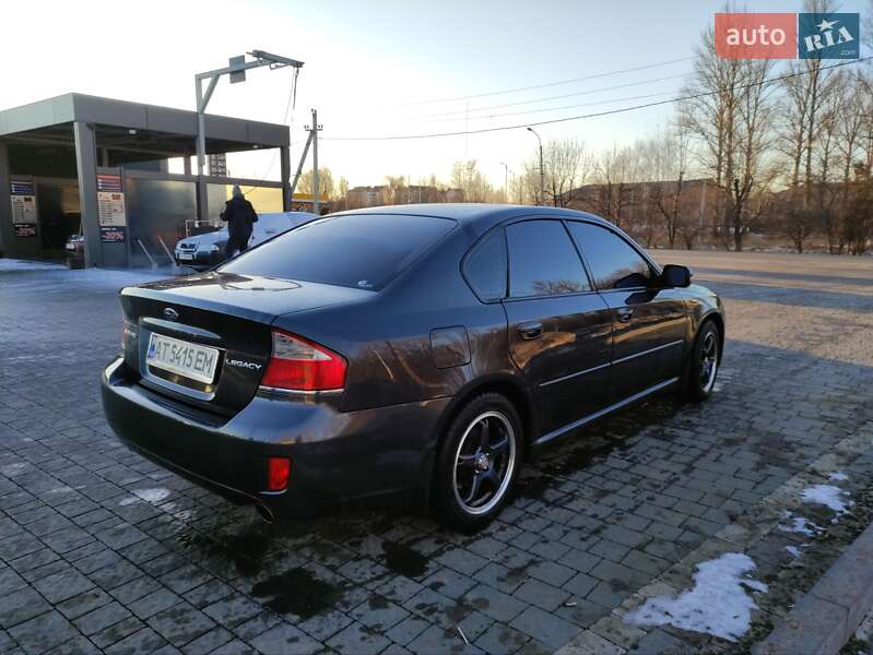 Седан Subaru Legacy 2008 в Надворной