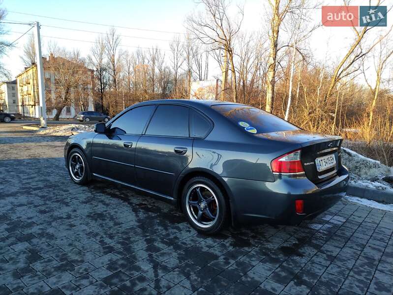 Седан Subaru Legacy 2008 в Надворной