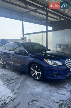 Седан Subaru Legacy 2015 в  фото 3 Седан Subaru Legacy 2015 в
