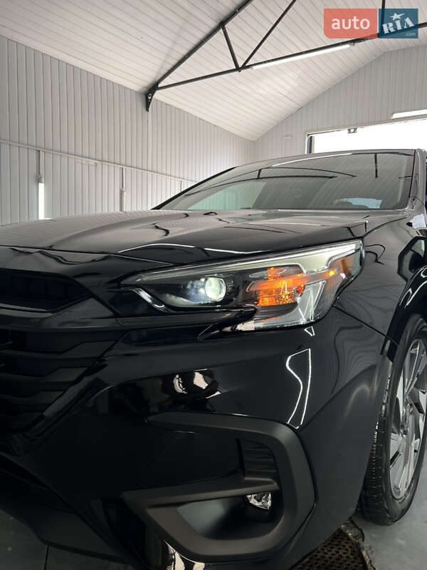 Седан Subaru Legacy 2023 в Львове