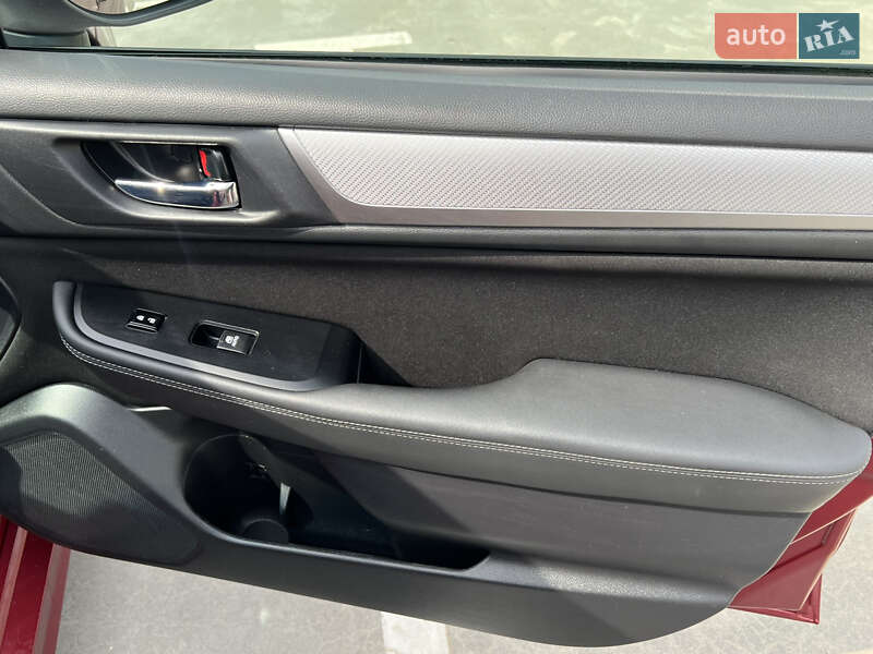 Седан Subaru Legacy 2017 в Києві