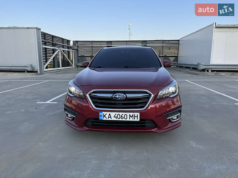 Седан Subaru Legacy 2017 в Києві