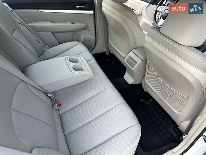 Седан Subaru Legacy 2010 в Киеве фото 43 Седан Subaru Legacy 2010 в Киеве