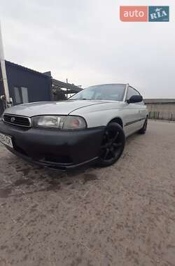 Седан Subaru Legacy 1998 в Шумске