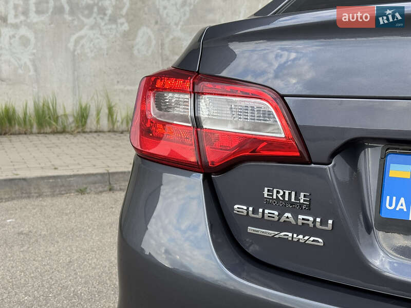 Седан Subaru Legacy 2014 в Киеве