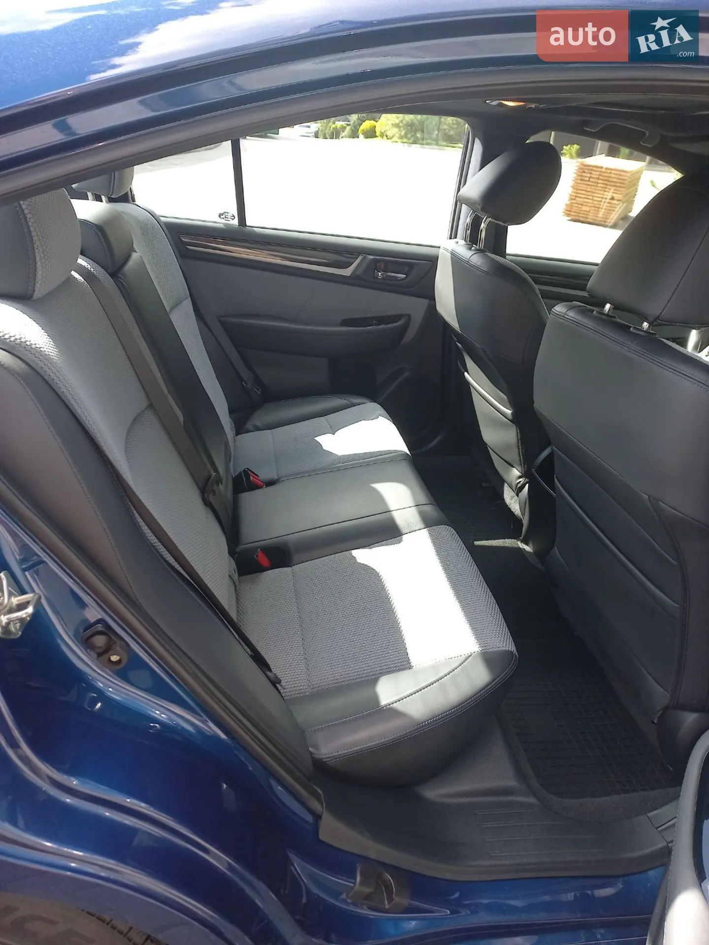 2017 Subaru Legacy - мініатюра 8