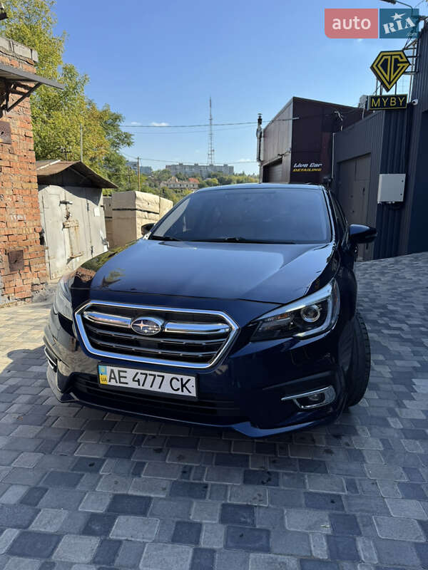 Седан Subaru Legacy 2017 в Днепре