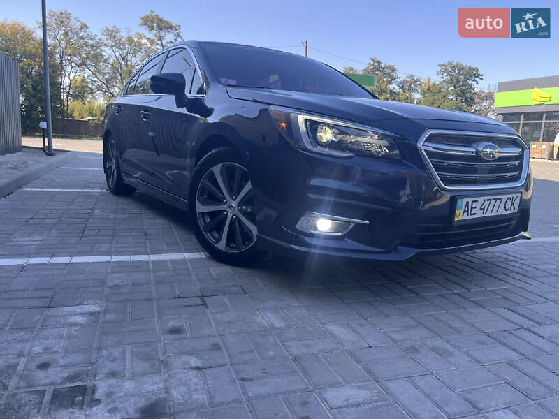 Седан Subaru Legacy 2017 в Днепре