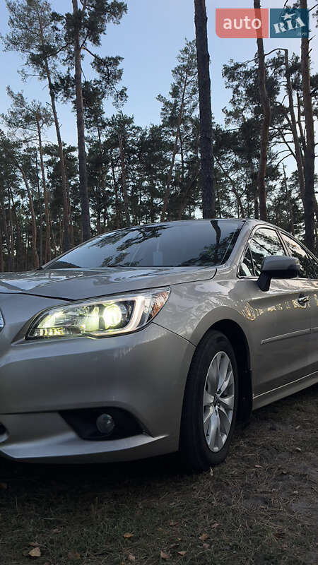 Седан Subaru Legacy 2016 в Киеве