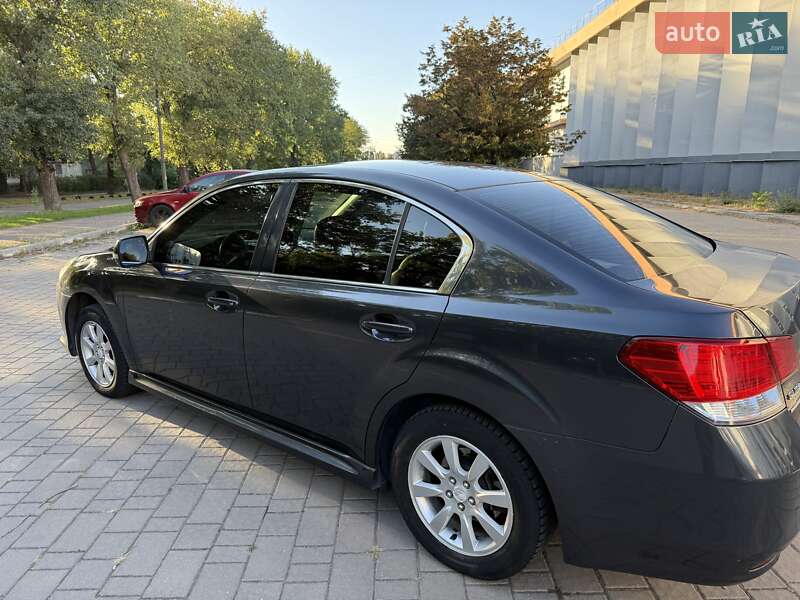 Седан Subaru Legacy 2011 в Запорожье