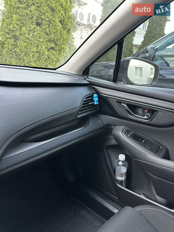 Седан Subaru Legacy 2023 в Дніпрі