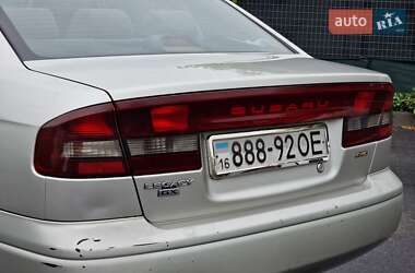 Седан Subaru Legacy 2000 в 