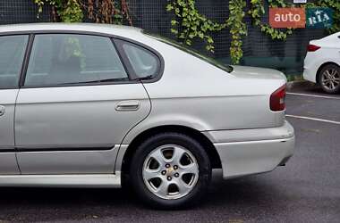 Седан Subaru Legacy 2000 в 