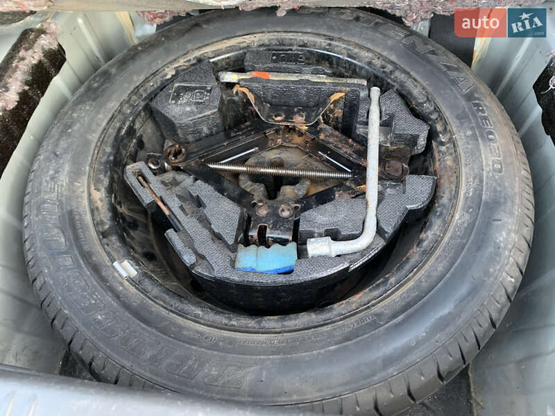 Седан Subaru Legacy 2006 в Кременчуге
