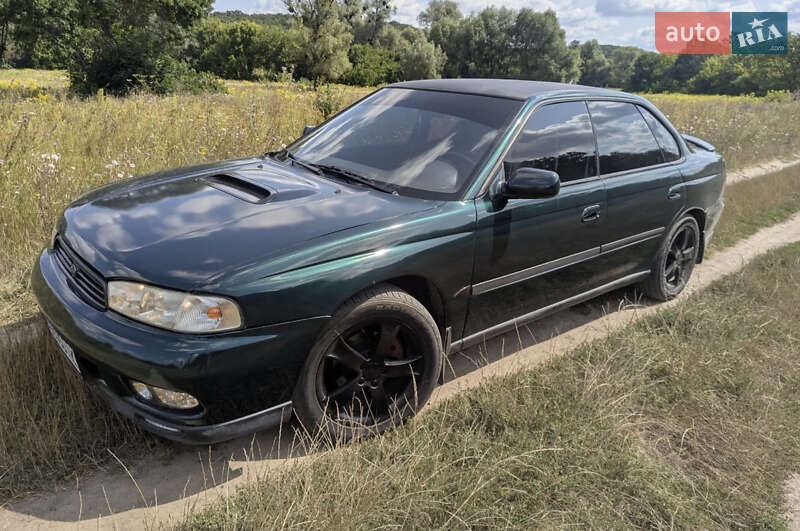 Седан Subaru Legacy 1996 в Лубнах
