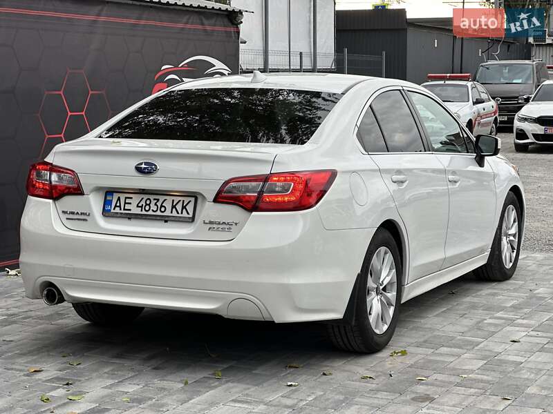 Седан Subaru Legacy 2016 в Днепре