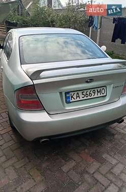 Седан Subaru Legacy 2004 в 