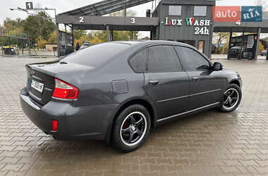 Седан Subaru Legacy 2008 в  фото 13 Седан Subaru Legacy 2008 в