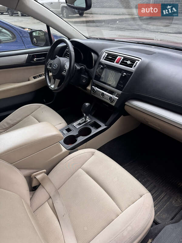 Седан Subaru Legacy 2014 в Киеве