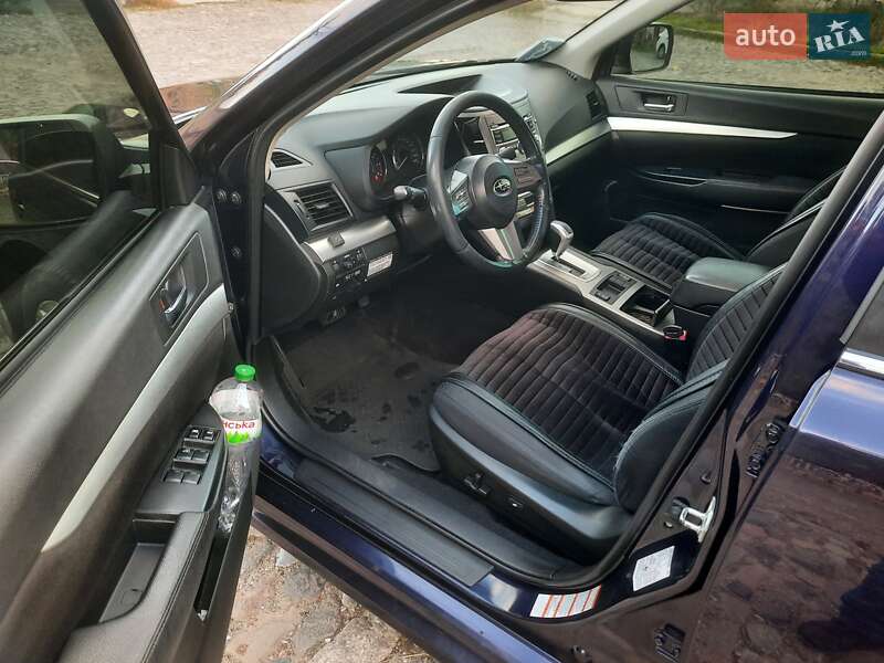 Седан Subaru Legacy 2010 в Одессе