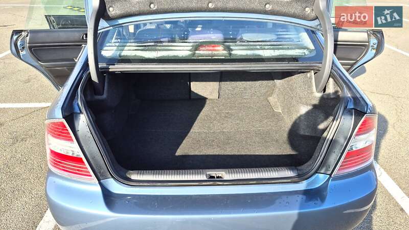 Седан Subaru Legacy 2006 в Киеве фото 3 Седан Subaru Legacy 2006 в Киеве