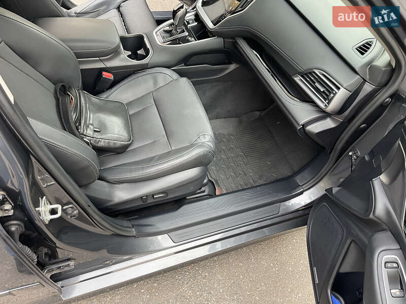 Седан Subaru Legacy 2020 в Киеве