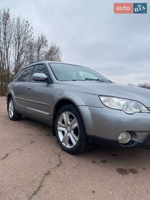 Универсал Subaru Legacy 2006 в Мене