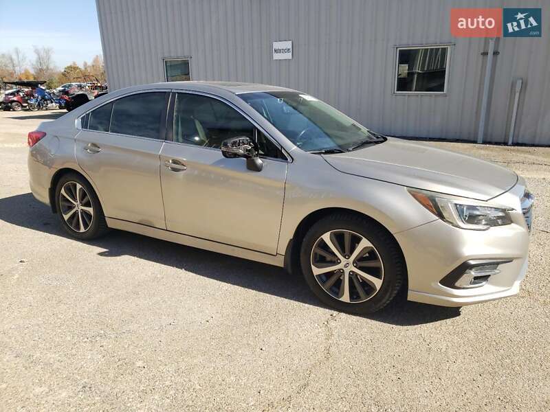 Седан Subaru Legacy 2018 в Львові